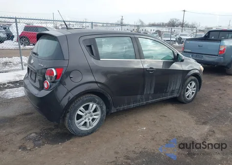 2014 Chevrolet Sonic Lt Auto z USA, uszkodzony, nr VIN 1G1JC6SG2E4193088